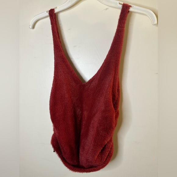 Forever 21 Rusted Red Cropped Tank Top Ruched - Picture 2 of 2
